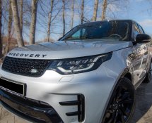 Land-Rover Discovery (Grey)