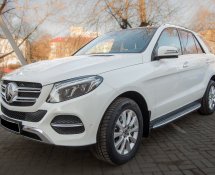 Mercedes-Benz GLE (White)