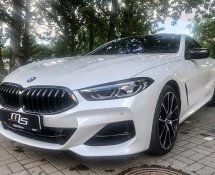 BMW 8