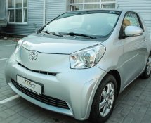 Toyota IQ 2010